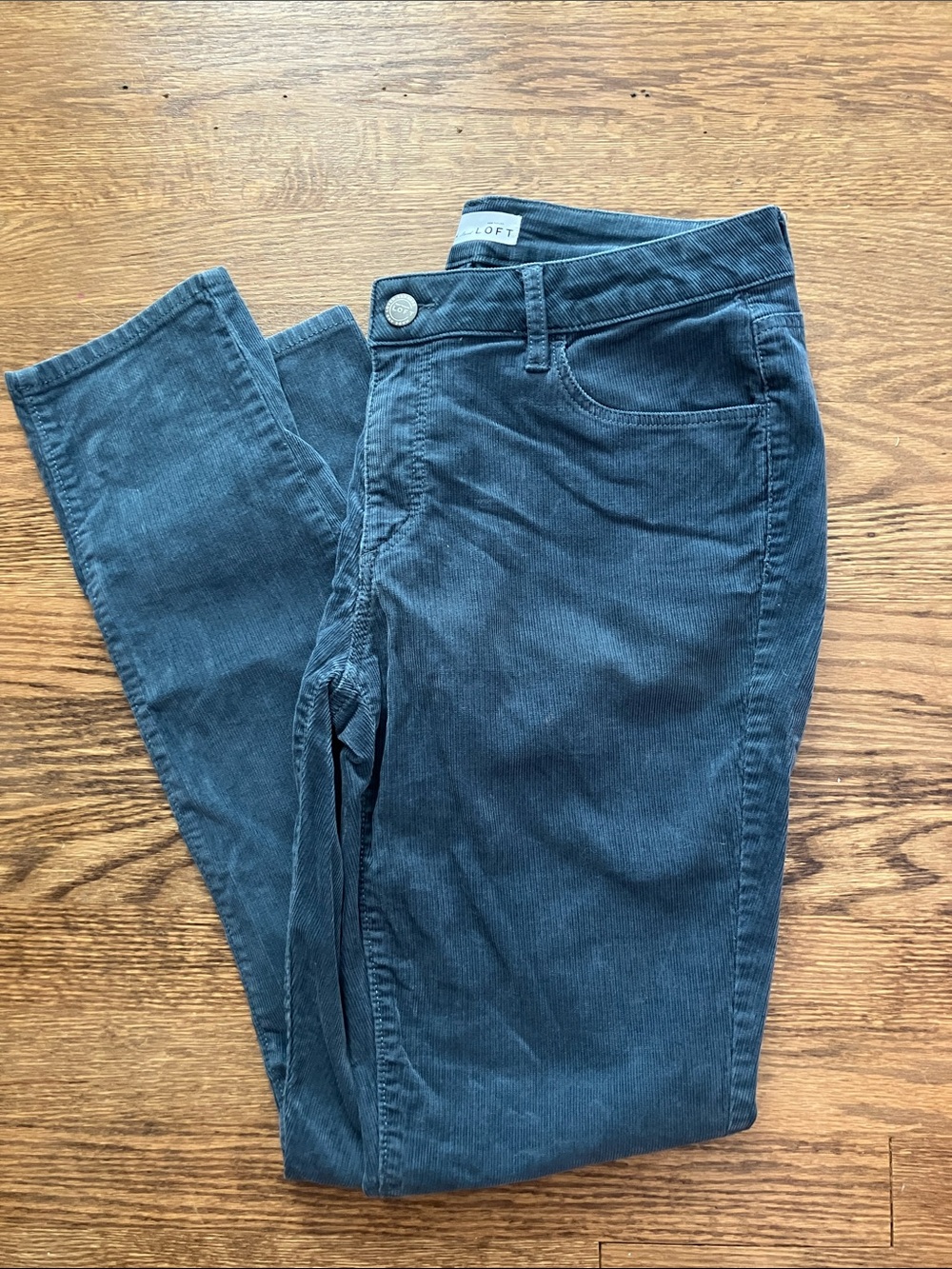 LOFT Curvy Skinny Corduroy Pant Size 8